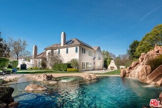 4130 Prado De Los Caballos in Calabasas, CA - Building Photo - Building Photo