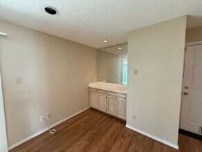 406 Provincetown Ln in Richardson, TX - Building Photo - Building Photo