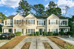9160 Maple Grove Dr in Summerville, SC - Building Photo