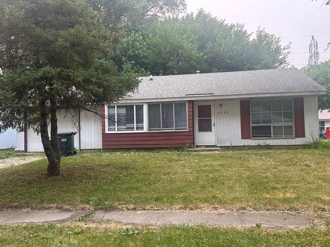 property at 3306 Ridgewood Dr