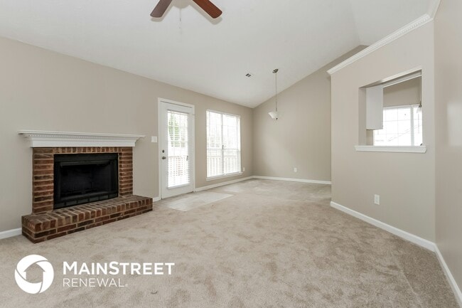 18 Oakdale Dr in Stockbridge, GA - Foto de edificio - Building Photo