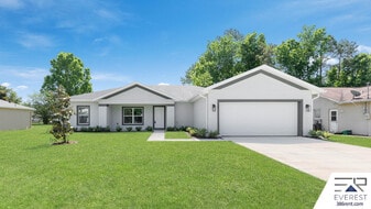 17 Prestwick Ln in Palm Coast, FL - Building Photo