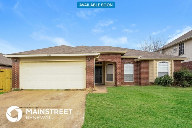 property at 2700 Forest Creek Dr