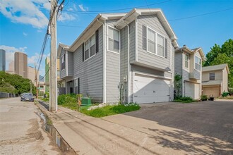1101 Saulnier St in Houston, TX - Building Photo - Building Photo