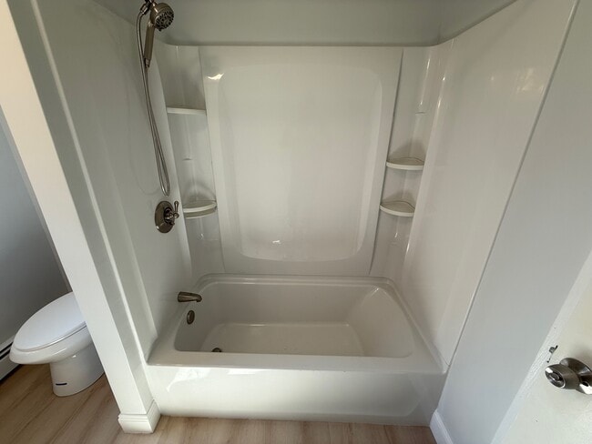 18 Briarwood Dr in Biddeford, ME - Building Photo - Building Photo