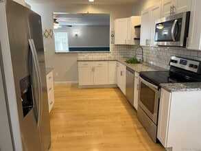 8 James St in Poughkeepsie, NY - Building Photo - Building Photo