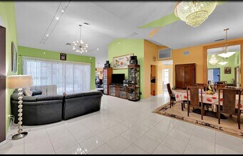 5200 NW 67th Ave in Lauderhill, FL - Building Photo - Building Photo