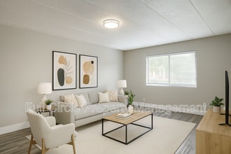 Cheever Apartments in Lincoln, NE - Building Photo - Building Photo