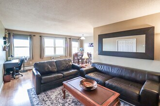 40 Owen St, Unit E12 in Hartford, CT - Foto de edificio - Building Photo