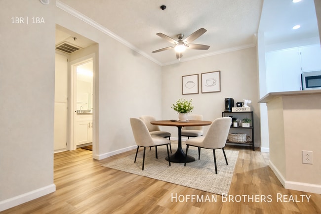 1325 N Sierra Bonita Ave, Unit 123 in West Hollywood, CA - Foto de edificio - Building Photo