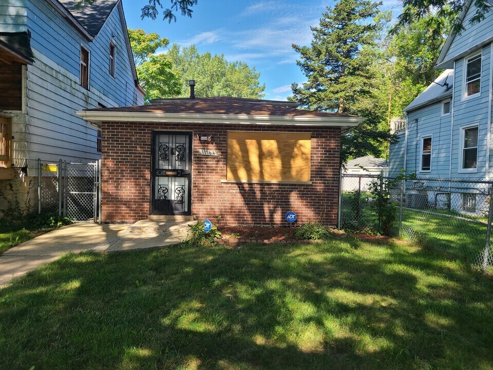 11764 S Wallace St in Chicago, IL - Building Photo