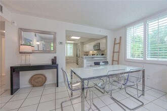 842 Bayport Wy in Longboat Key, FL - Building Photo - Building Photo