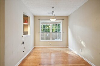 1648 Jackson Way in Atlanta, GA - Foto de edificio - Building Photo