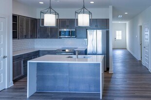 19613 W 200th St in Spring Hill, KS - Building Photo