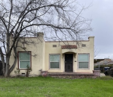 1020 Pottle Ave in Fresno, CA - Building Photo