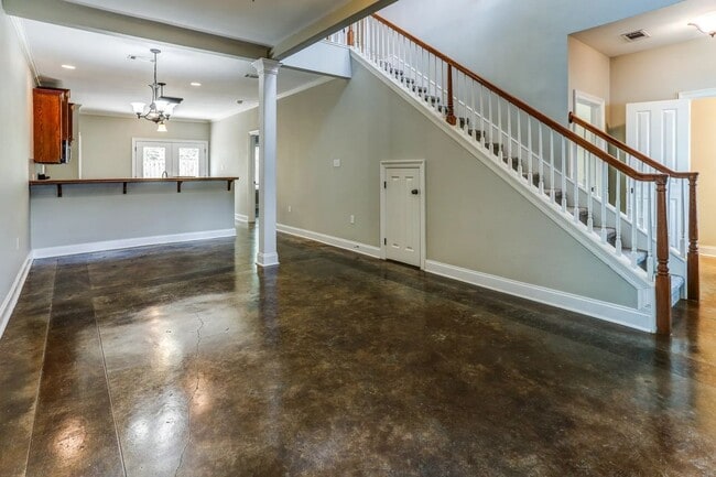 12321 Village Maison Dr in Walker, LA - Foto de edificio - Building Photo