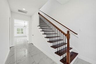 7203 Weyburn St in Houston, TX - Building Photo - Building Photo