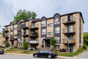 3255 Charles-Best Rue in Laval, QC - Building Photo