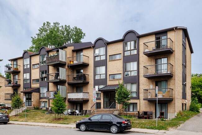 3255 Charles-Best Rue