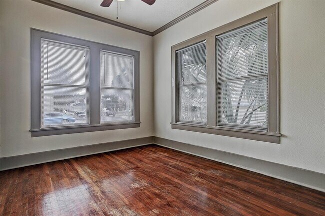 2323 Park St in Houston, TX - Building Photo - Building Photo