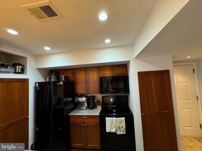 property at 1029 N Stuart St