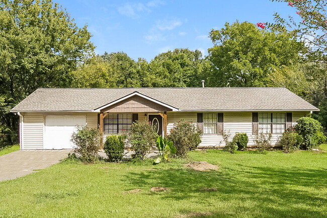 property at 5124 Rye Cir