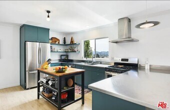 429 N Ave 51 in Los Angeles, CA - Foto de edificio - Building Photo