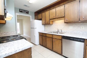 6528 Hunter St in Milton, FL - Building Photo - Building Photo
