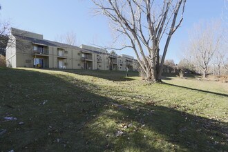 Brookview Apartments in Fort Collins, CO - Foto de edificio - Building Photo
