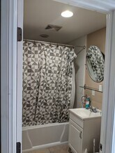8630 Stanmoor Dr in Los Angeles, CA - Building Photo - Building Photo