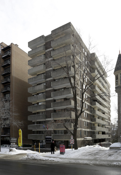 La Tour Penfield in Montréal, QC - Building Photo