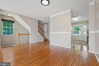 12372 Herrington Manor Dr in Silver Spring, MD - Building Photo - Building Photo