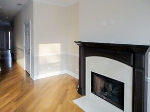 3230 N Kenmore Ave, Unit 3 in Chicago, IL - Building Photo - Building Photo