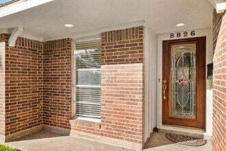 8826 Langdon Ln in Houston, TX - Building Photo - Building Photo