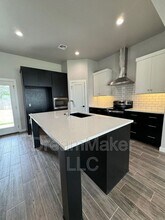 935 Apple Blossom Wy in Washington, OK - Building Photo - Building Photo