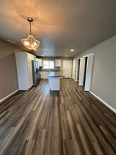 2821 Jeffrey Dr NW in Minot, ND - Building Photo - Building Photo