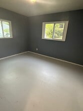 10437 Lord Dr in St. Louis, MO - Building Photo - Building Photo