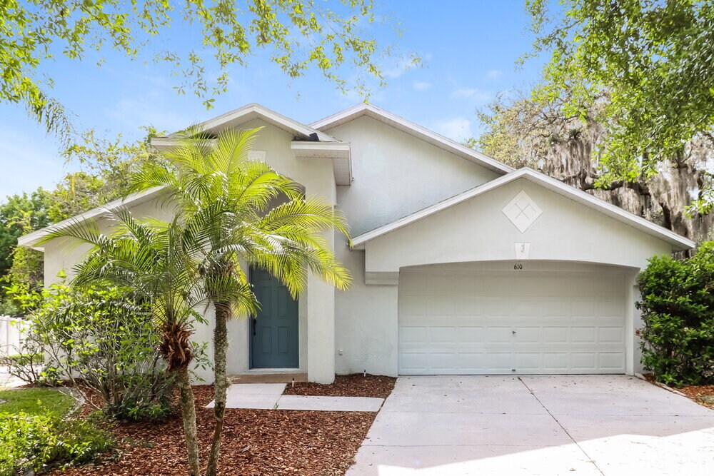 610 Sunset Beach Ct in Valrico, FL - Building Photo