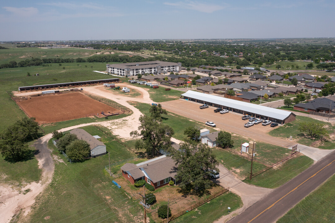 8900 W UH 60 8900 W UH 60 in Canyon, TX - Building Photo