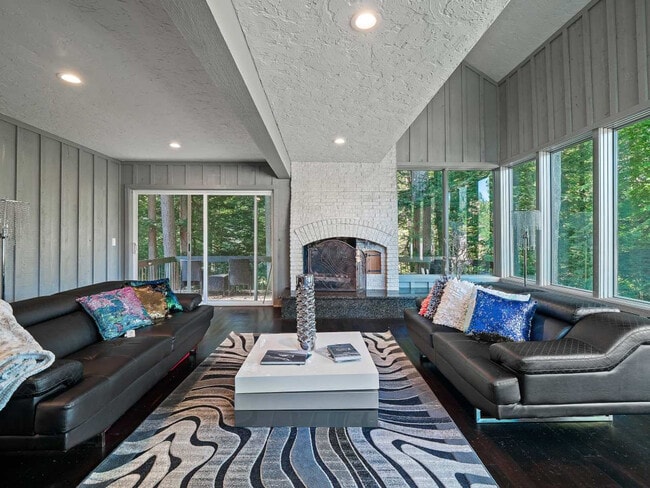 property at 117 Partridge Ln