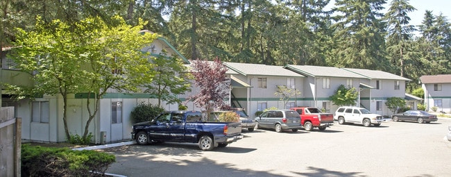 Lakewood Tudor Haus in Lakewood, WA - Building Photo - Building Photo