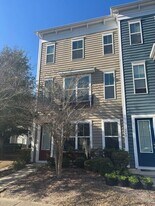 1559 Bluewater Way in Charleston, SC - Building Photo