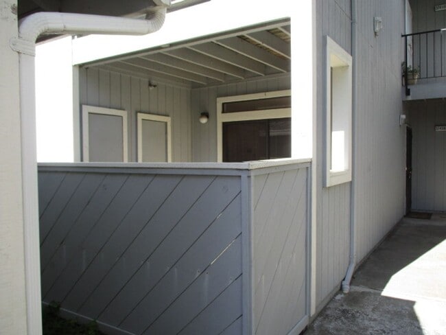 37406 Parish Cir in Fremont, CA - Building Photo - Building Photo
