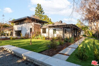 1095 Chula Vista Pl in Pasadena, CA - Building Photo - Building Photo