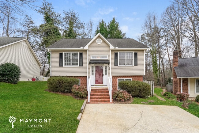 property at 936 Heatherstone Dr