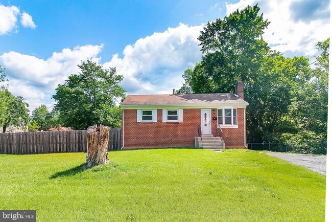 9802 Lomond Dr in Manassas, VA - Building Photo - Building Photo