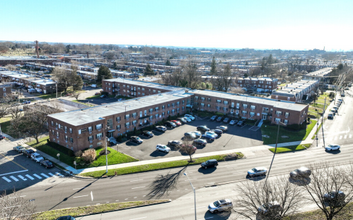 Oakland Terrace Apartments in Philadelphia, PA - Building Photo - Building Photo