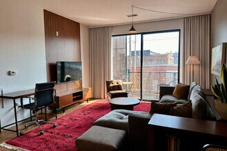 324 S 2nd St, Unit SI ID1504185P in Milwaukee, WI - Building Photo - Building Photo