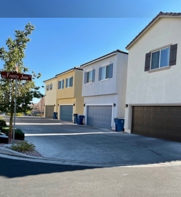 Gleneagles Village Townhomes in Las Vegas, NV - Building Photo - Building Photo