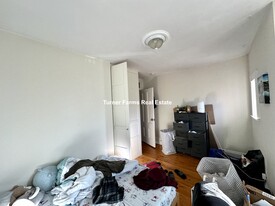 85 Windsor St, Unit 2 in Boston, MA - Building Photo - Building Photo